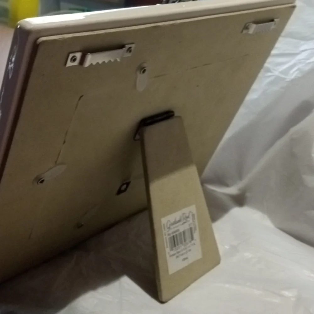 Picture frame - Picture 4 of 4